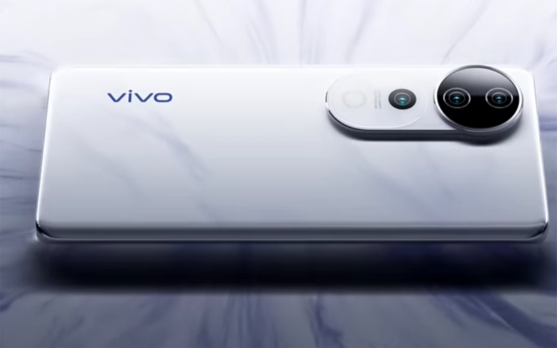 Vivo V40 pro 3